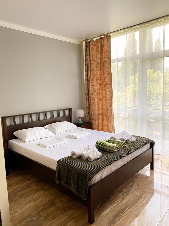 Hotel Golden Гагра Экстерьер фото