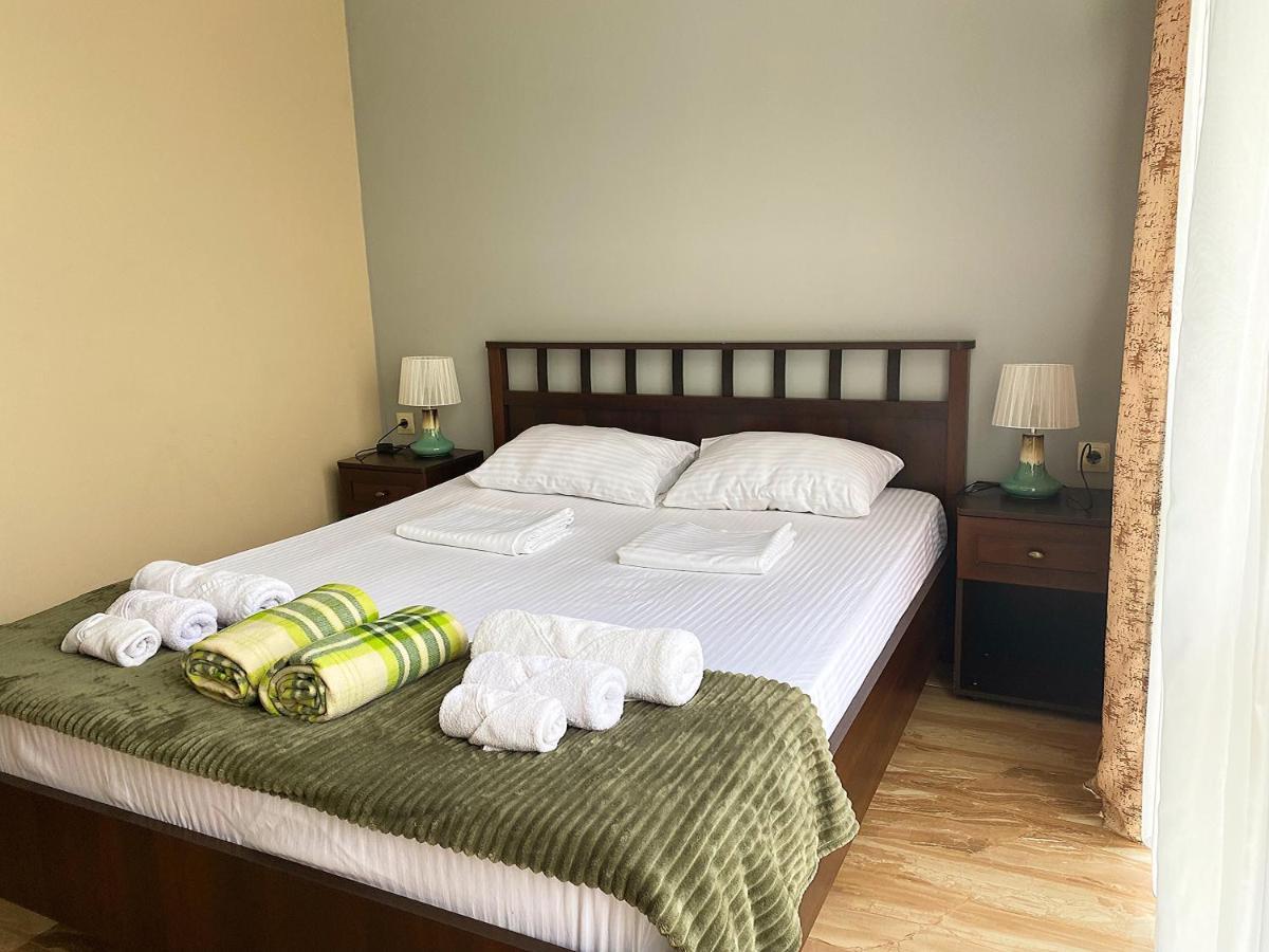 Hotel Golden Гагра Экстерьер фото